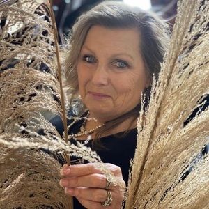 Meet your Posher, Cindy